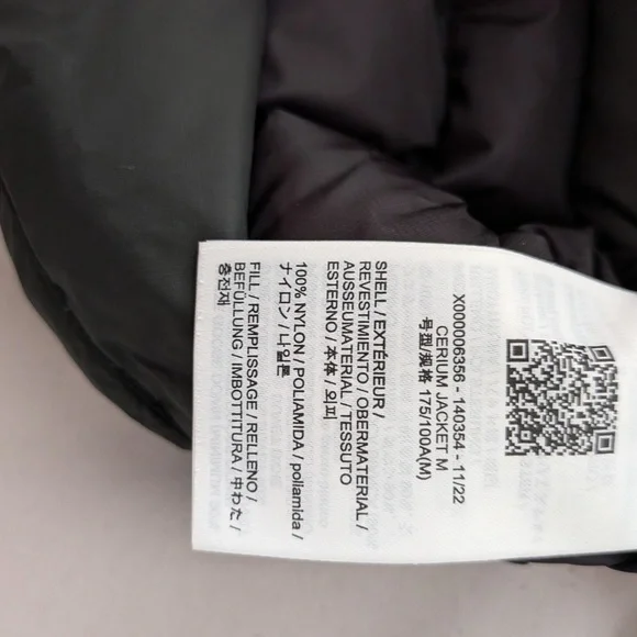 Arc'teryx Men's Black Puffer Jacket - Picture 6 of 8